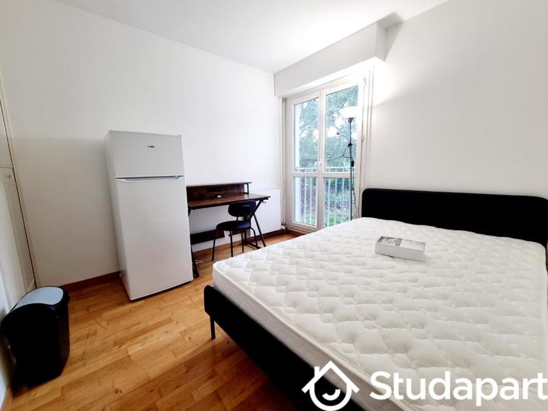 Chambre - 9 m² - 1 pièce