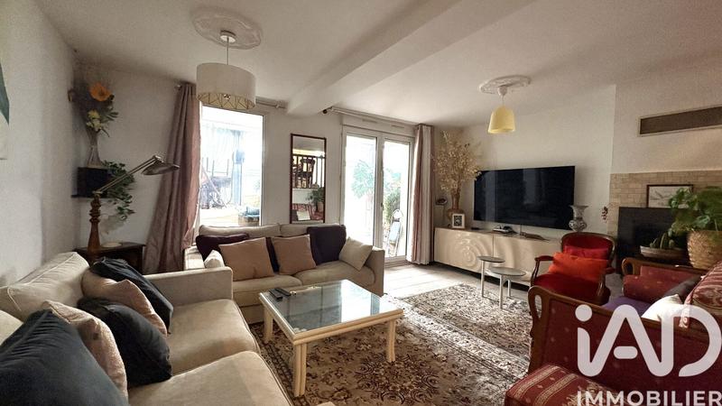 Maison - 180 m² - 7 pièces