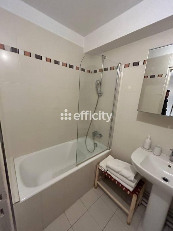 Appartement - 30 m² - 2 pièces