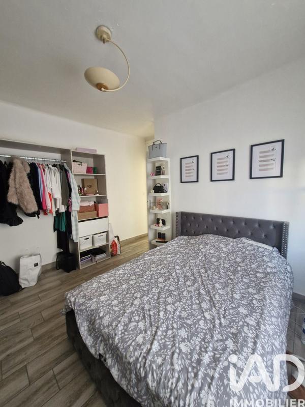 Maison - 230 m² - 6 pièces