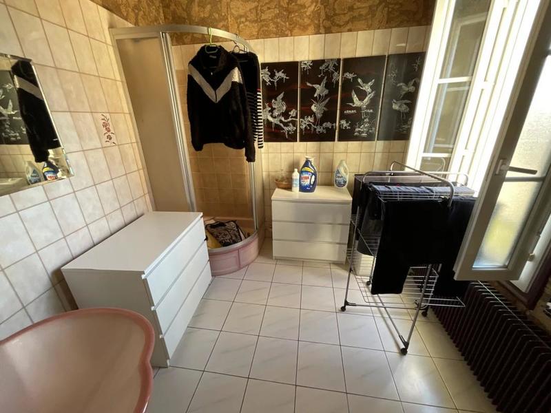 Immeuble - 203 m² - 10 pièces