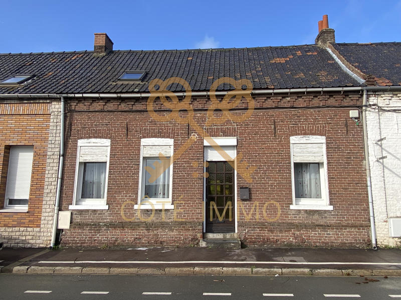 Maison - 95 m² - 5 pièces