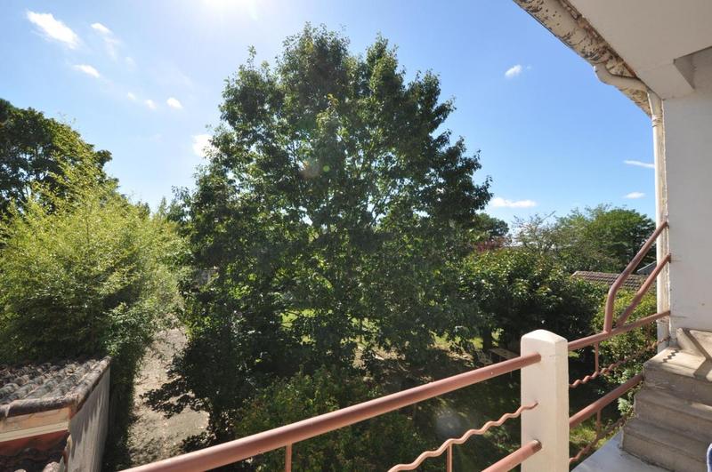 Maison de ville - 539 m² - 10 pièces