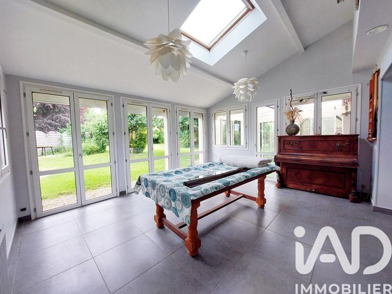 Maison - 180 m² - 6 pièces