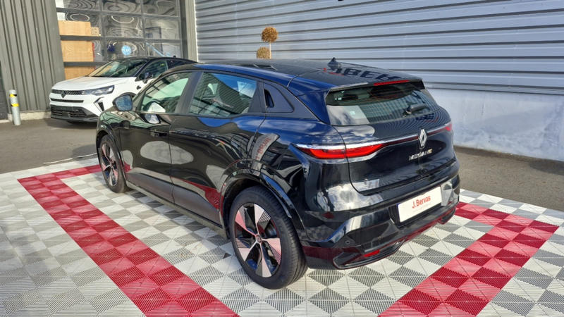 Renault Mégane E-Tech Ev40 130ch Standard Charge Equilibre