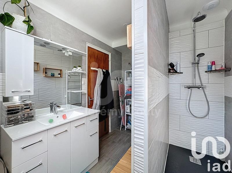 Maison - 98 m² - 5 pièces