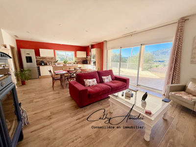 Villa - 131 m² - 5 pièces