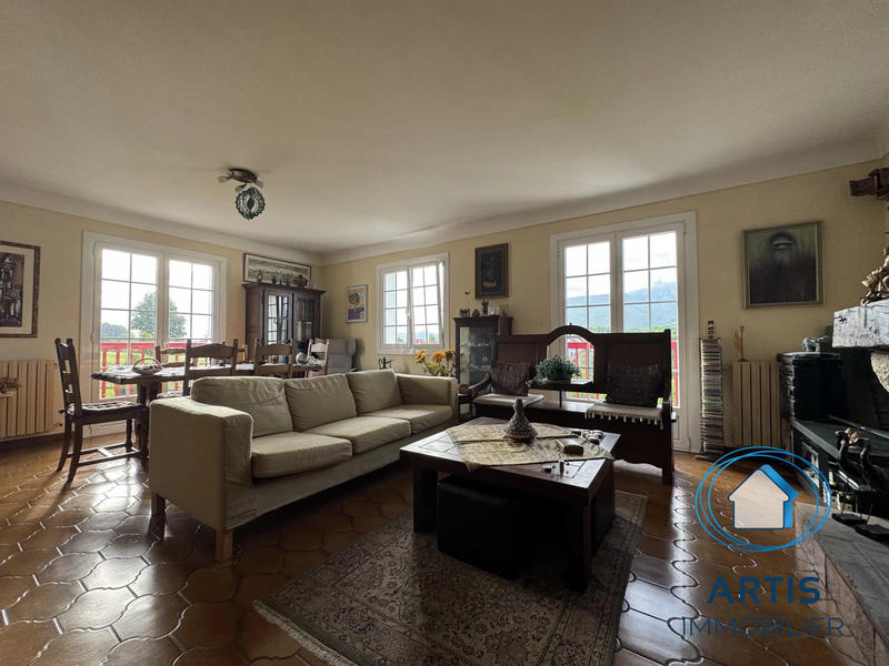 Maison - 164 m² - 5 pièces