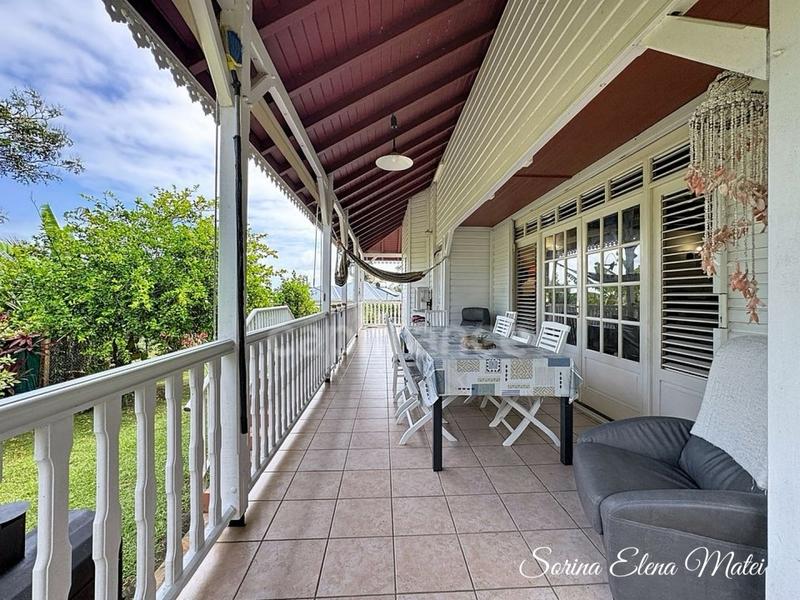 Maison - 150 m² - 6 pièces