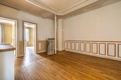 Appartement - 88 m² - 5 pièces