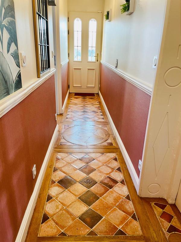 Maison - 230 m² - 9 pièces