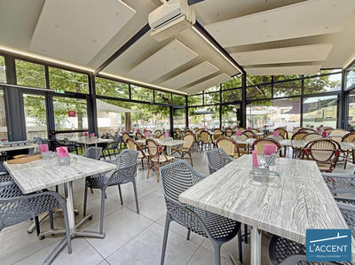 Fonds de commerce - Hôtellerie / Restauration - 261 m²
