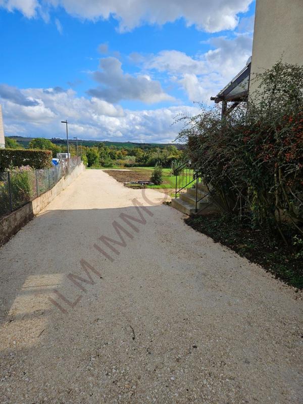 Terrain constructible - 852 m²