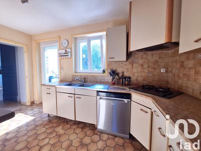 Maison - 175 m² - 12 pièces