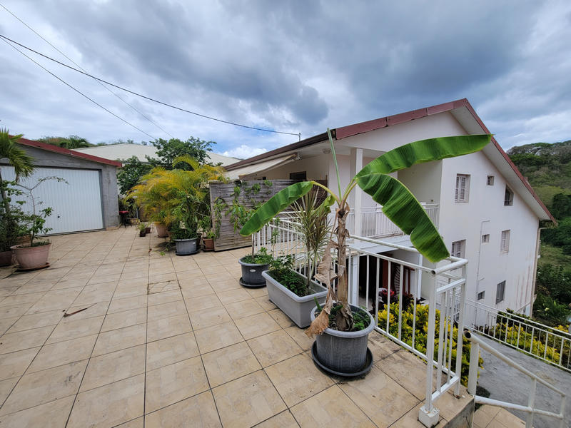 Immeuble - 290 m² - 21 pièces