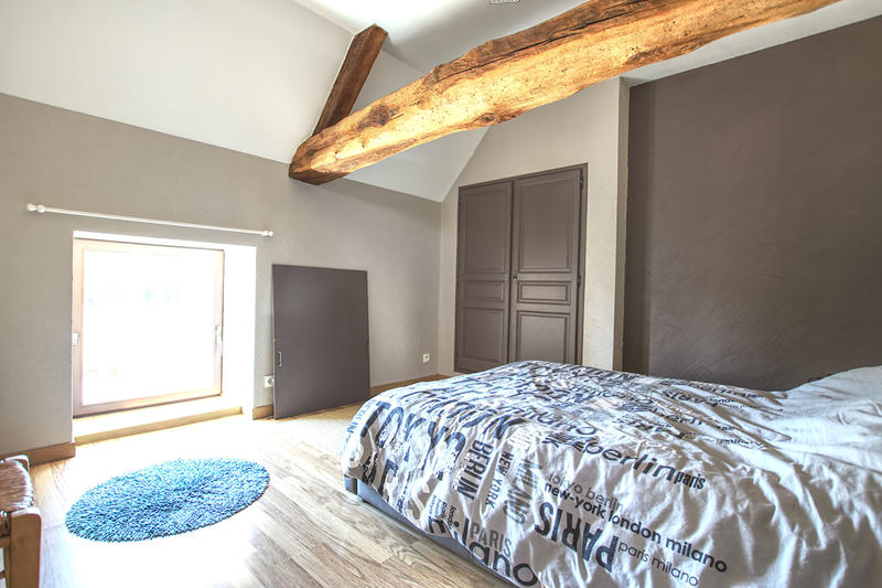 Maison - 215 m² - 8 pièces