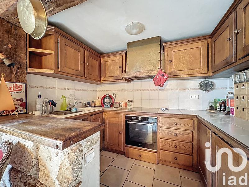 Maison - 313 m² - 15 pièces