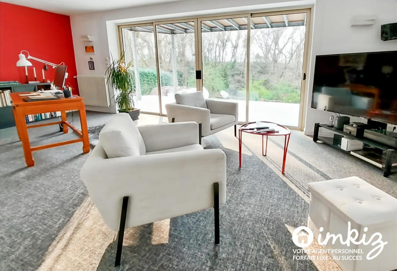 Maison - 215 m² - 7 pièces