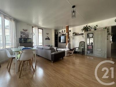 Appartement - 102 m² - 4 pièces