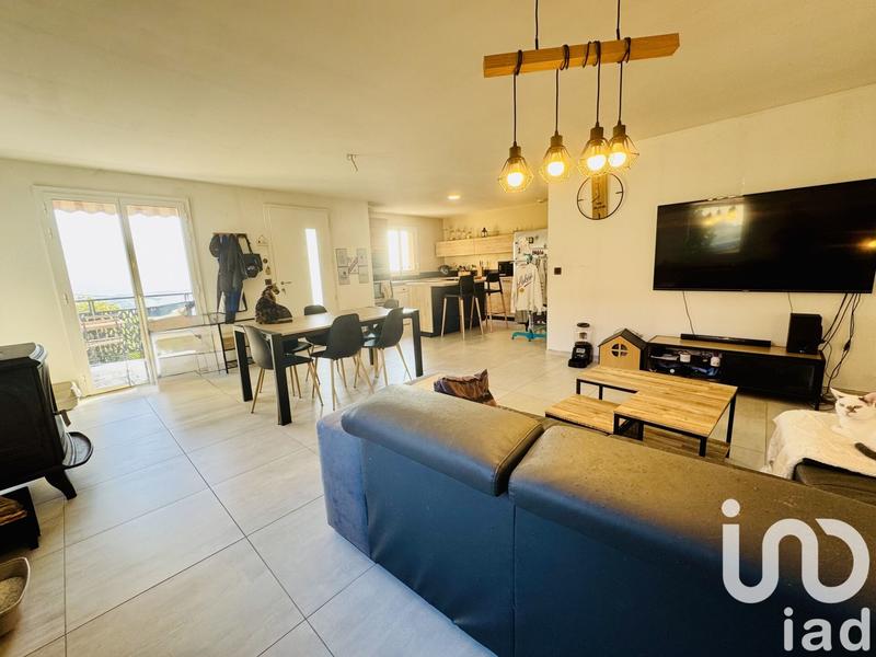 Maison - 92 m² - 4 pièces