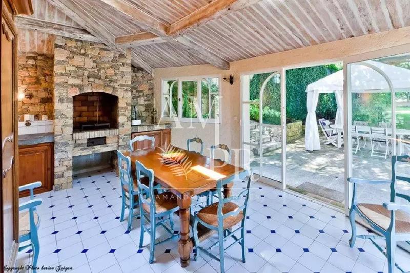 Villa - 450 m² - 10 pièces