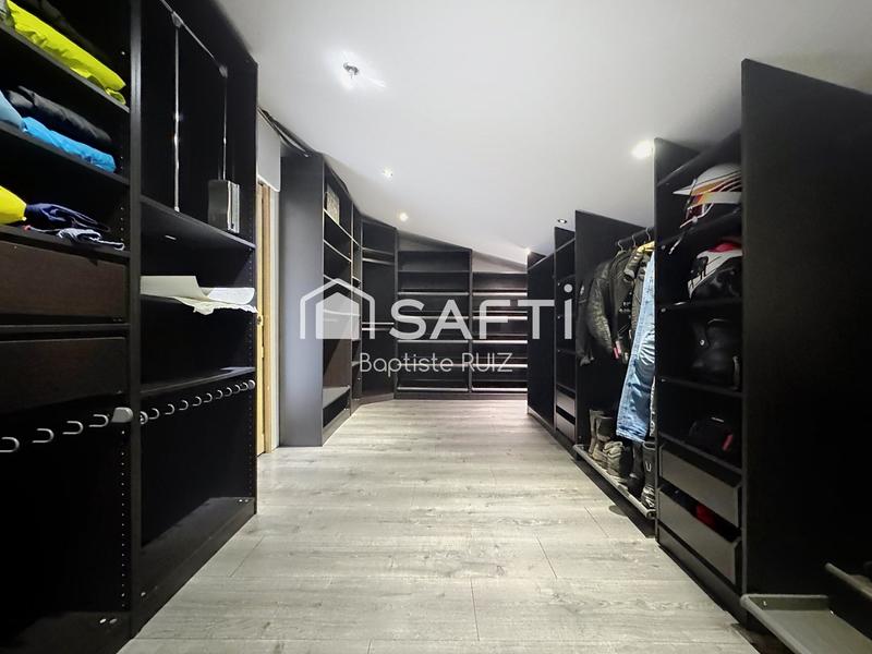 Maison - 165 m² - 5 pièces