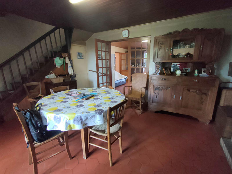 Maison - 176 m² - 9 pièces