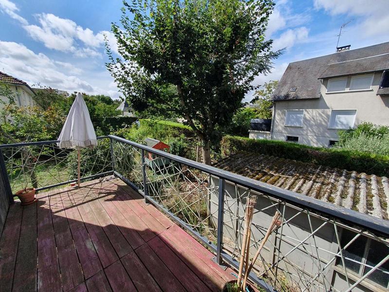 Maison - 121 m² - 6 pièces