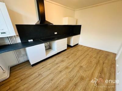 Appartement - 86 m² - 4 pièces