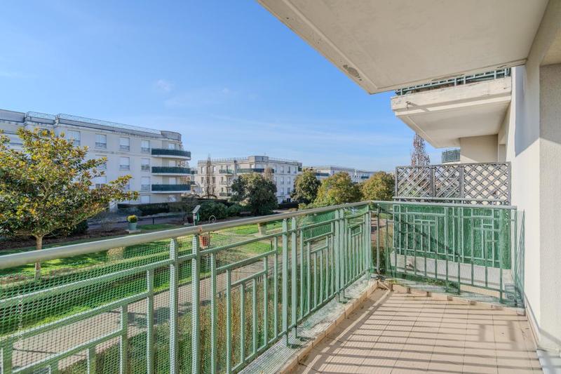 Appartement - 76 m² - 4 pièces