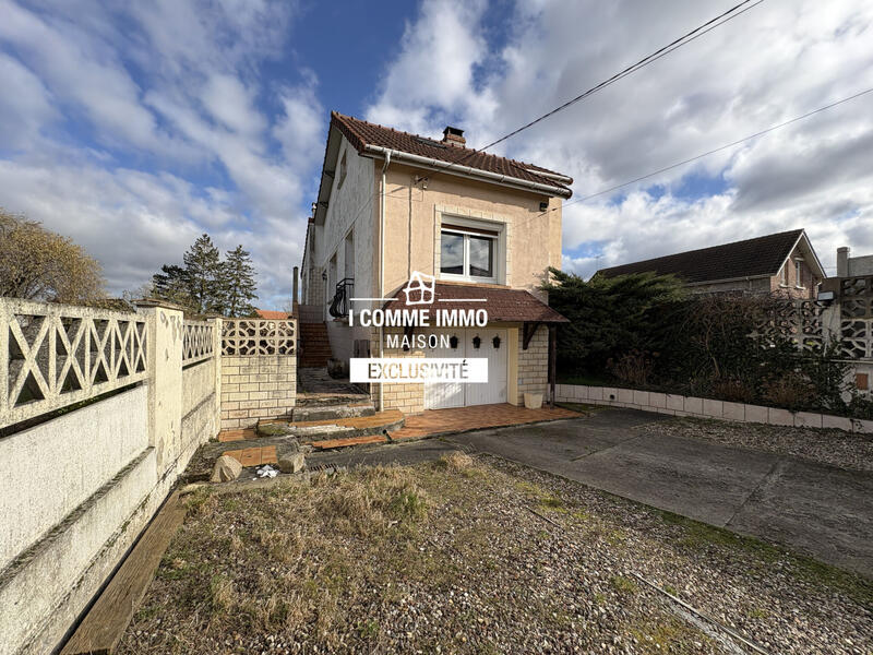 Maison - 81 m² - 5 pièces