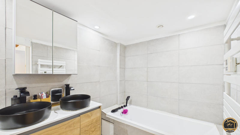 Maison - 103 m² - 4 pièces