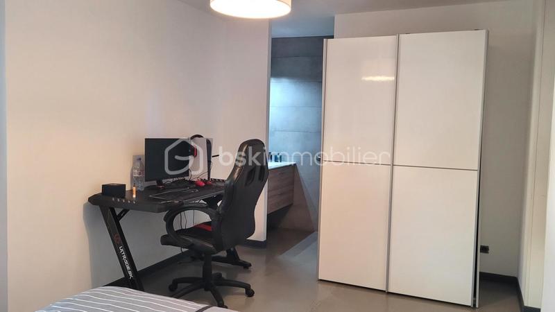 Villa - 183 m² - 6 pièces