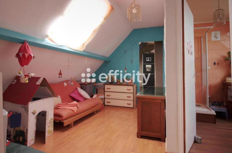 Maison - 120 m² - 5 pièces