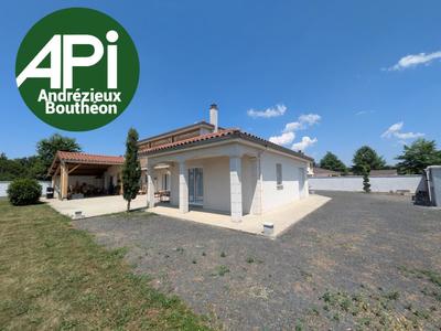 Maison - 200 m² - 6 pièces