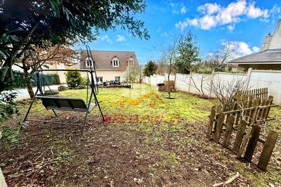 Maison - 122 m² - 5 pièces