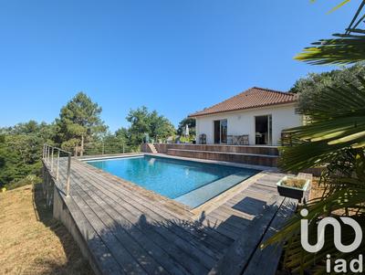 Maison - 150 m² - 5 pièces