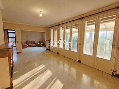 Maison - 158 m² - 6 pièces