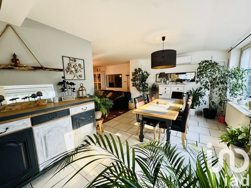 Maison - 177 m² - 6 pièces