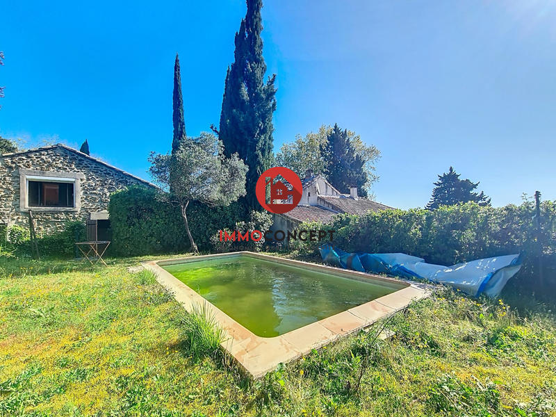 Maison ancienne - 236 m² - 10 pièces