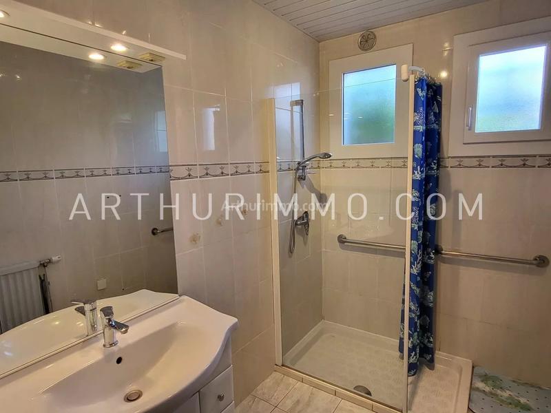 Maison - 98 m² - 4 pièces