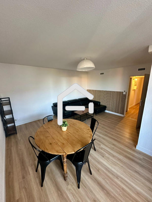 Appartement - 57 m² - 2 pièces