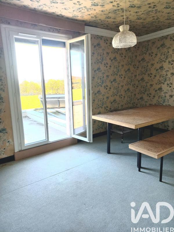 Maison - 155 m² - 9 pièces