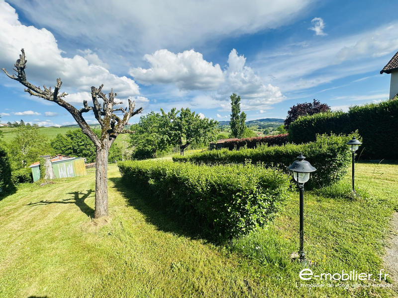 Maison - 80 m² - 4 pièces