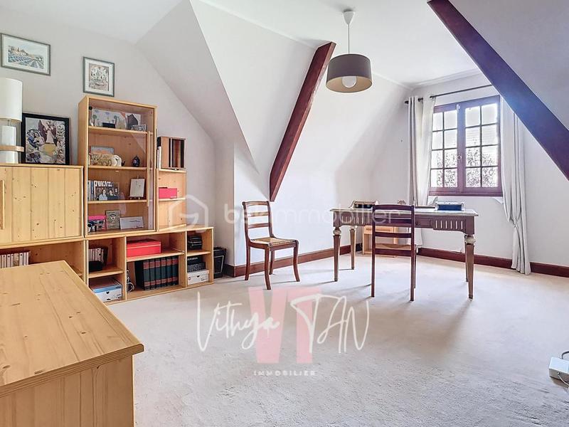 Maison - 159 m² - 5 pièces