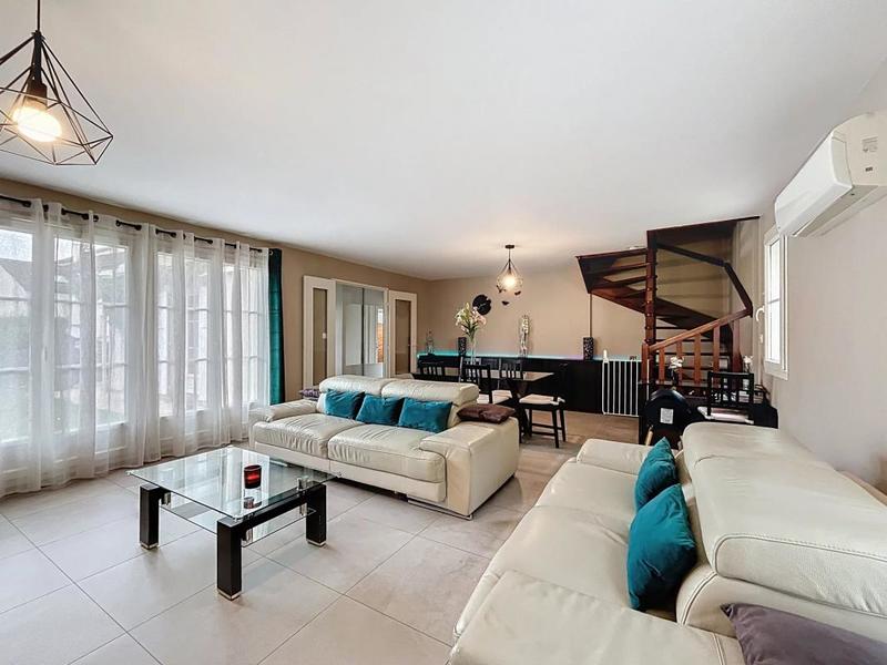 Maison - 118 m² - 5 pièces