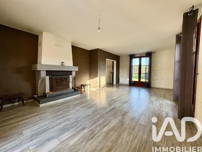 Maison - 166 m² - 8 pièces