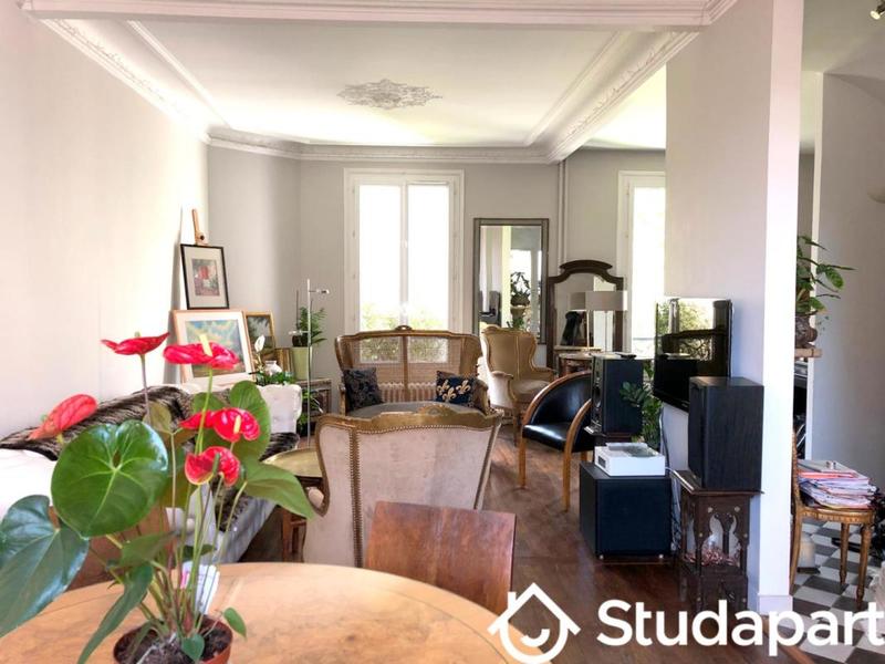 Chambre - 13 m² - 1 pièce