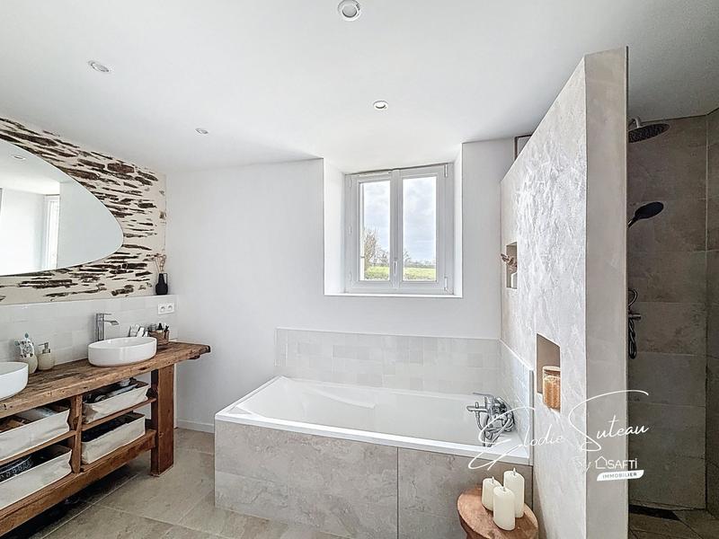 Maison - 145 m² - 6 pièces