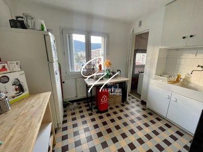 Appartement - 71 m² - 4 pièces